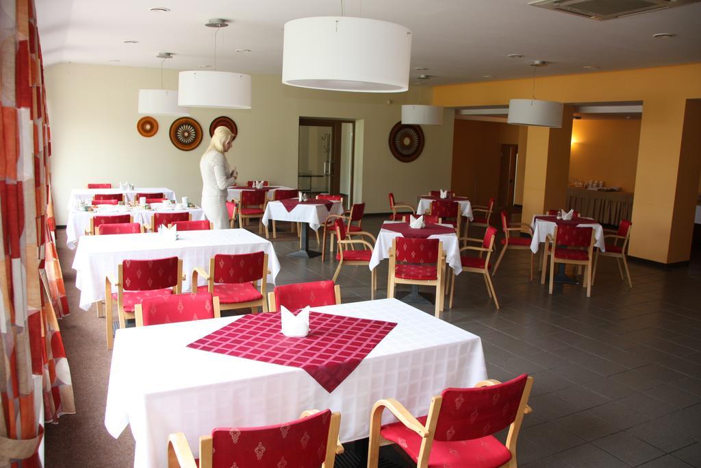 Hotel Madona Εξωτερικό φωτογραφία