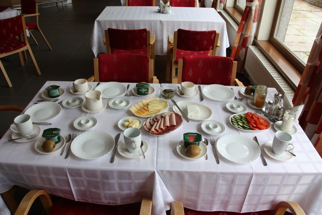 Hotel Madona Εξωτερικό φωτογραφία