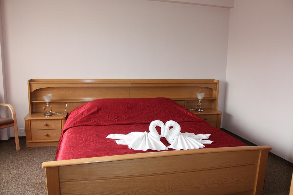 Hotel Madona Εξωτερικό φωτογραφία