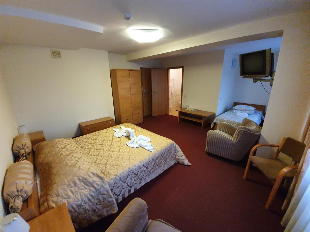 Hotel Madona Εξωτερικό φωτογραφία